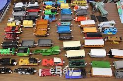 Thomas the Tank Engine Train Lot of 60 Trackmaster Locomotives & Cars Battery