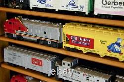 Train Display Case N Scale Cherry 12 Shelves Cab Railroad Car Locomotive Cabinet