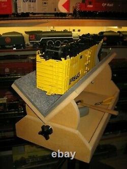 Train Work Station for your G-Scale Locomotives or Cars