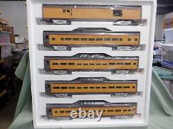 Trains MTH 70' Scale Aluminum 5-Car Passenger Set Union Pacific Painted New