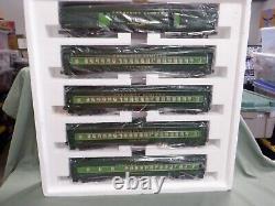 Trains Williams 5-Car Madison 70' Scale Set 18 Southern Crescent 2404 New