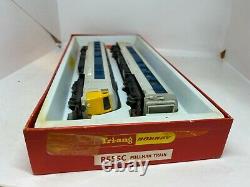 Triang Hornby OO Gauge Railways R555C Pullman Train 2 Car Set Boxed