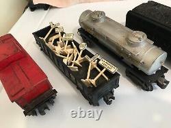 VTG LIONEL TRAIN SET -027 1950's Very good condition, Engine +4 cars