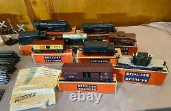 Vintage 1940s Lionel O-Gauge Train Set 2x Locomotives 2x Tenders 5x Cars Signals