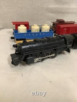 Vintage 1950's Lionel 027 train set good condition Estate Find