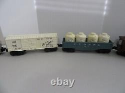 Vintage 1957 Lionel Train Set #1569 Diesel Freight Engine and 4 Cars