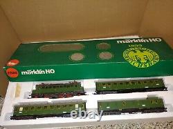 Vintage 70s MIB Mint Marklin HO Train 2850 Set, E0414 Locomotive, 3 Passenger Cars