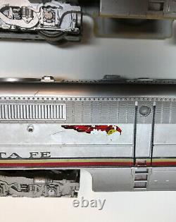 Vintage American Flyer Santa Fe 360 Locomotive & 364 Train Car Not Tested, AS IS