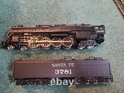 Vintage Bachmann Northern 4-8-4 With Tender, 6 Rail Cars, And Other Accessories