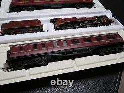 Vintage Dapol OO scale train set, steam locomotive and 3 passenger cars