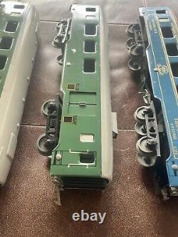 Vintage French JEP TRAIN SET. BB 8101 Loco With 4 Cars O Gauge. Beautiful Condition