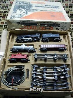 Vintage Gilbert American Flyer Train Set 20123 S Scale Locomotive Cars Box