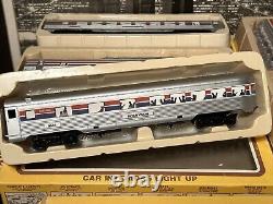 Vintage HO Amtrak Train Lot of 5 Life Like 8241 Locomotive 229 & Passenger Cars