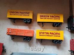 Vintage Ho Scale Lot 27 Piece Tyco Advertising Trains, Cars, Tractors