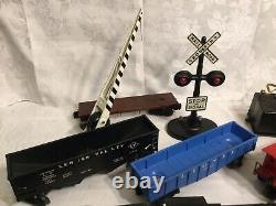 Vintage Lionel 242 Engine Train Cars & Metal Train Track Bundle