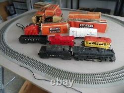 Vintage Lionel Train Set Engine #2026 Plus Cars & Boxes