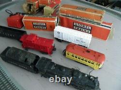 Vintage Lionel Train Set Engine #2026 Plus Cars & Boxes