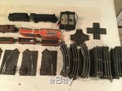 Vintage Lionel Train Set with a 225 Engine Plus 4 cars and Track