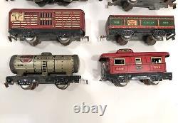 Vintage Marx Jubilee Canadian Pacific Locomotive Engine With Five Train Cars