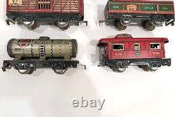 Vintage Marx Jubilee Canadian Pacific Locomotive Engine With Five Train Cars