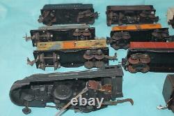 Vintage Pre War 11 Piece Assorted Lionel Trains Engine Locomotive Tender Cars