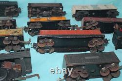 Vintage Pre War 11 Piece Assorted Lionel Trains Engine Locomotive Tender Cars