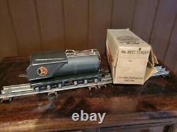 Vintage Prewar Lionel #255E Locomotive 0-Guage train set with 5 cars/accessories
