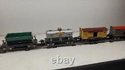 Vintage War Lionel Train Set- Pre War. Cars