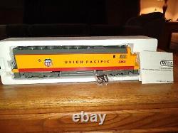 WILLIAMS TRAINS FP205 FP-45 UNION PACIFIC POWER A WithHORN LOCOMOTIVE CAR 2364