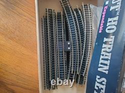 Walthers Trainline Silver Scout HO Train Set Amtrak
