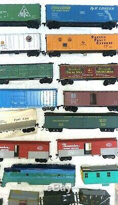 XMAS BIG LOT RR HO Train Cars Locomotive Caboose Athearn Walthers McKeanTM Acces