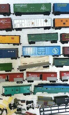 XMAS BIG LOT RR HO Train Cars Locomotive Caboose Athearn Walthers McKeanTM Acces